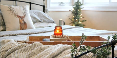 Wintery guest room